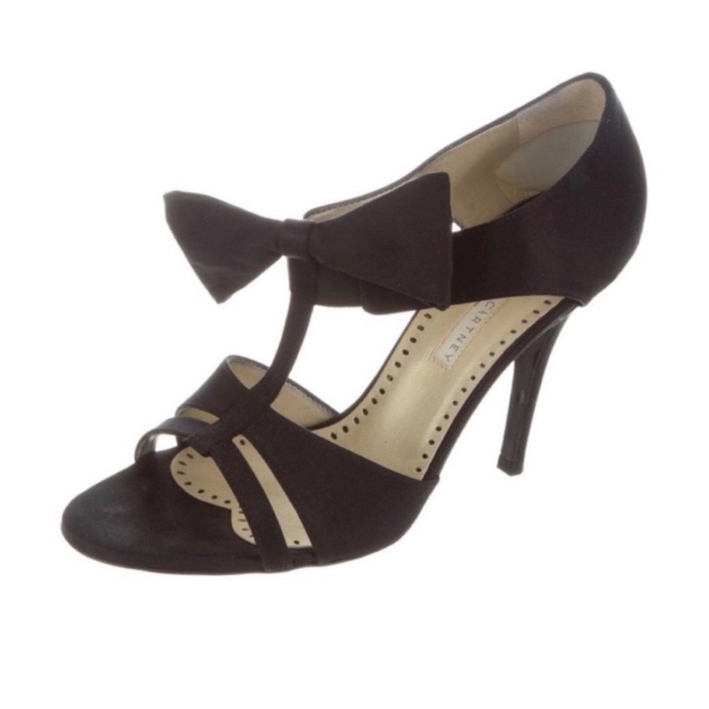 Stella McCartney Black Bow T-Strap Heels - Picture 6 of 12
